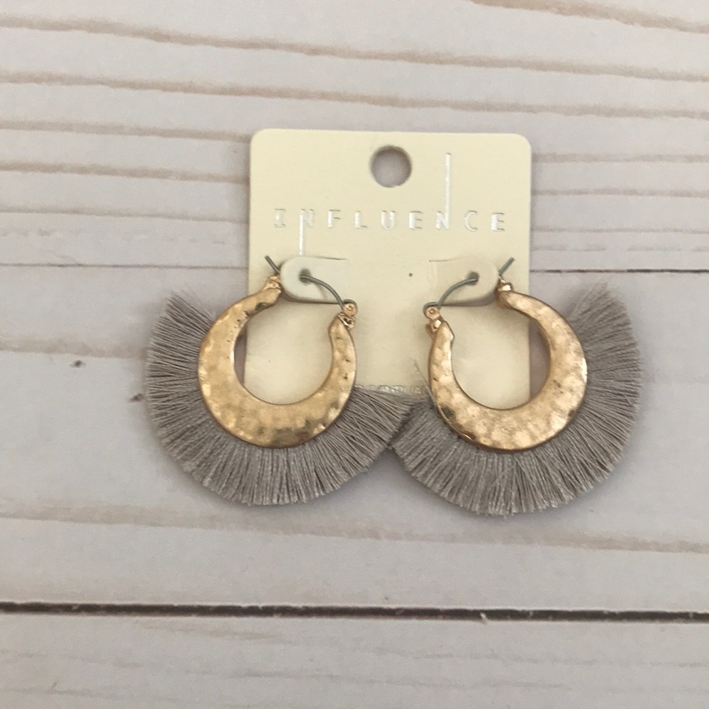 ⭐️NEW⭐️ Tassel Earrings